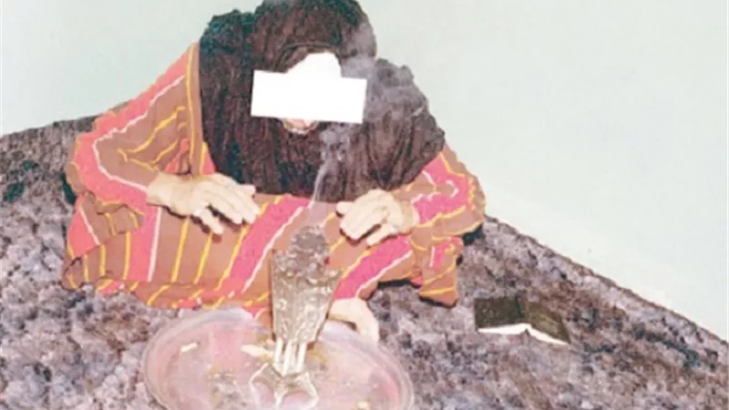 دجالة الحدائق.. ضحية أعمالها إحدي ضحاياها اختطفتها.. لرفضها علاج نجلتها اتهمتها بالسرقة.. وطالبتها برد أموالها!