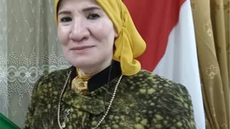 مديرة تعليم الخانكة: ربط الأقسام ببعضها لتيسير العمل علي الجميع