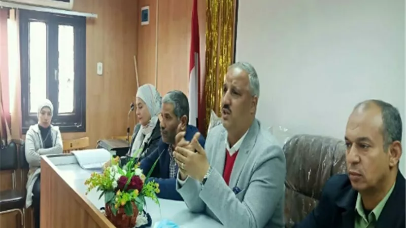 الصبروط يفتتح ورش العمل الدورية لمديرى مراكز الشباب بالقليوبية