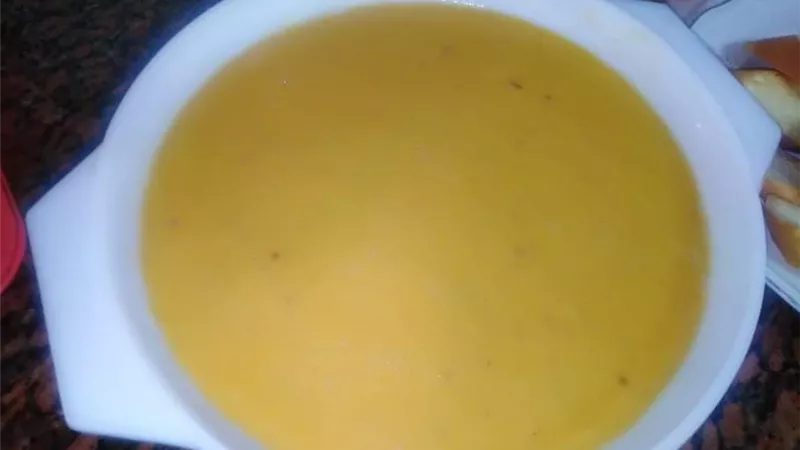 شوربة العدس بطريقة جديدة لزوم الجو البارد بالفيديو