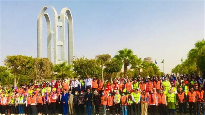 ٢٥٠ متطوع من صندوق علاج الإدمان وطلاب جامعة حلوان يشاركون فى اليوم العالمى للتطوع.. بالصور