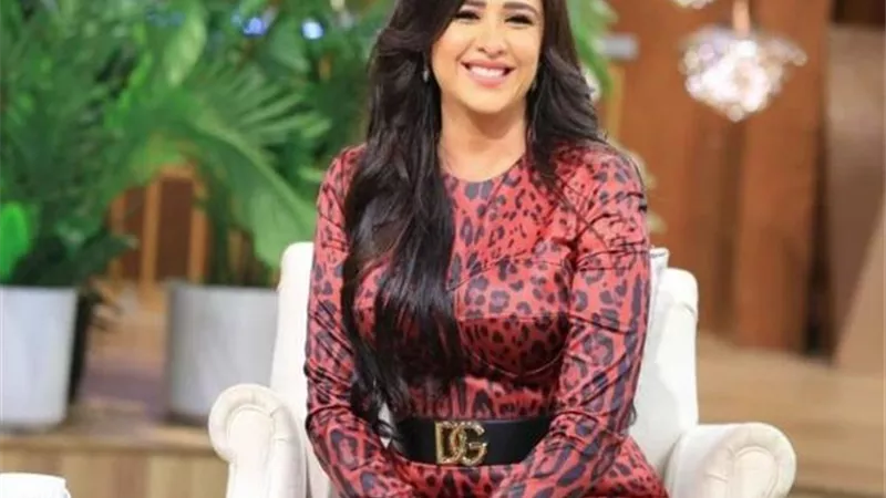 ياسمين عبد العزيز مطلوبة على جوجل بعد لقائها مع منى الشاذلي