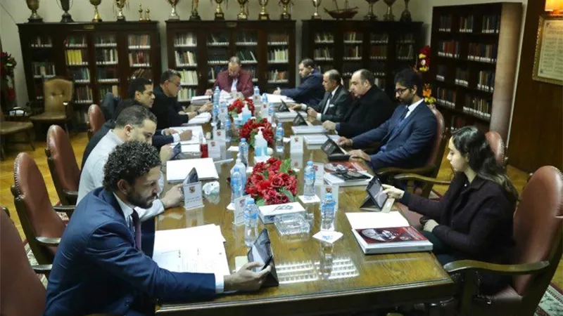 الأهلي يقرر إيقاف مدرب ناشئي اليد حتى نهاية الموسم