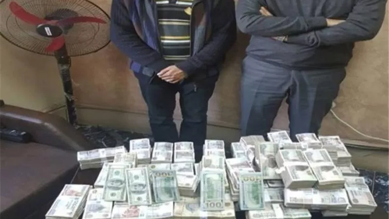 مدخرات المصريين بالخارج.. ضبط شخص اشترك مع شقيقه فى الإتجار بالعملة في الدقهلية