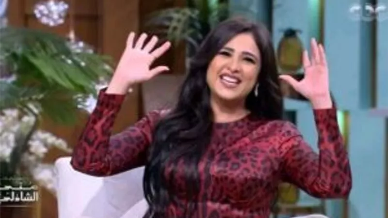 ياسمين عبد العزيز :