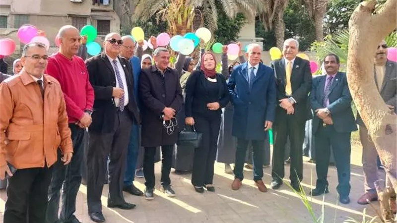 تكريم تلاميذ مدارس القاهرة فى مسابقتى اعياد الطفولة والإذاعة المدرسية.. بالصور