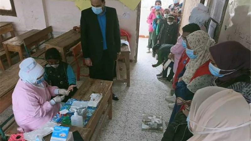 فحص 55 ألف طالب ضمن المبادرة الرئاسية لعلاج سوء التغذية بالإسماعيلية ..صور