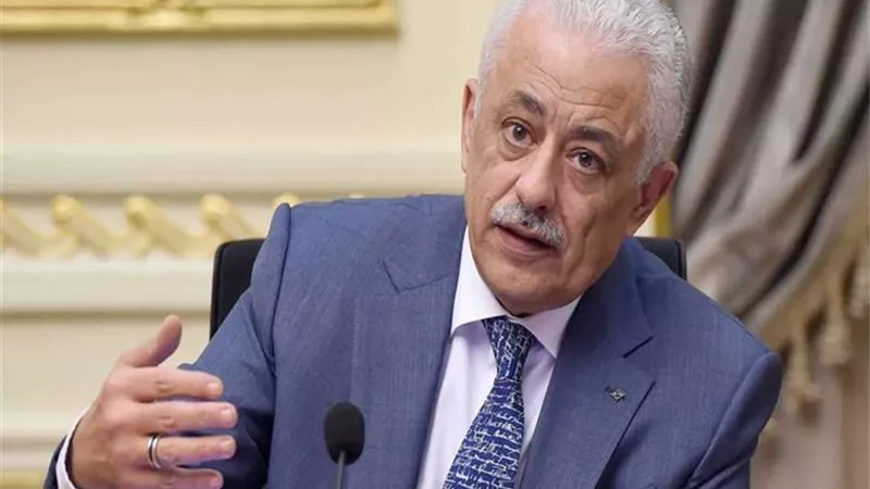 وزير التعليم يحسم الجدل بشأن منع الطلاب من تأدية الامتحان لعدم تطعيمهم ضد كورونا
