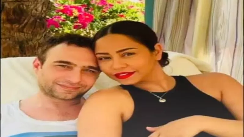 شيرين تبكى على الهواء.. 