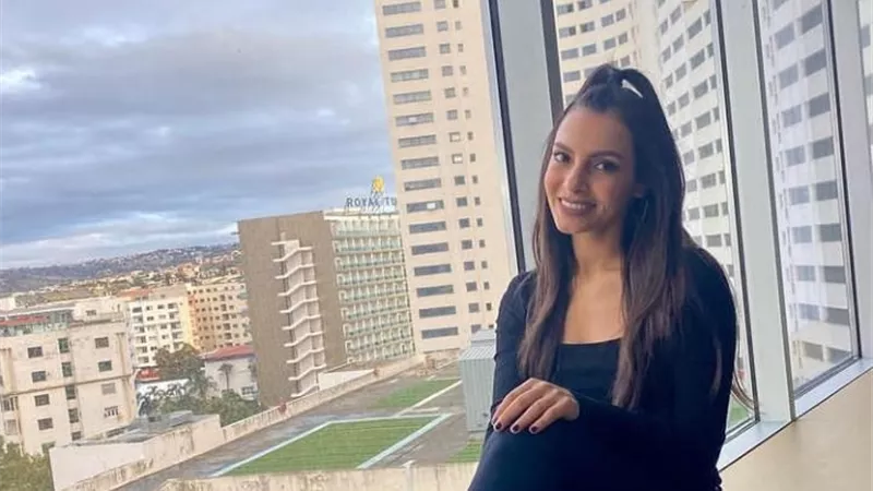 شاهد .. كارمن سليمان تشارك جمهورها إطلالة رقيقة