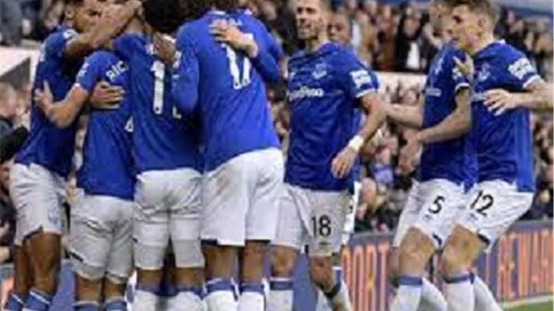 كريستال بالاس ضد إيفرتون.. مواعيد مباريات الدورى الانجليزى اليوم 12-12-2021