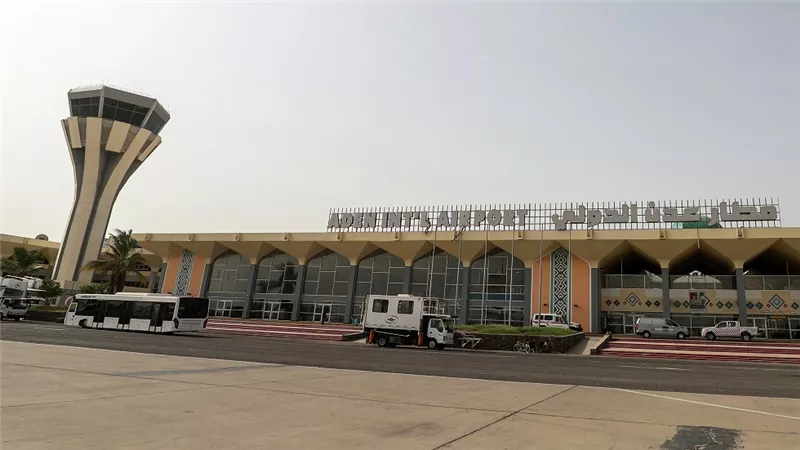 عودة الملاحة بمطار عدن الدولي بعد إصلاح العطل الفني