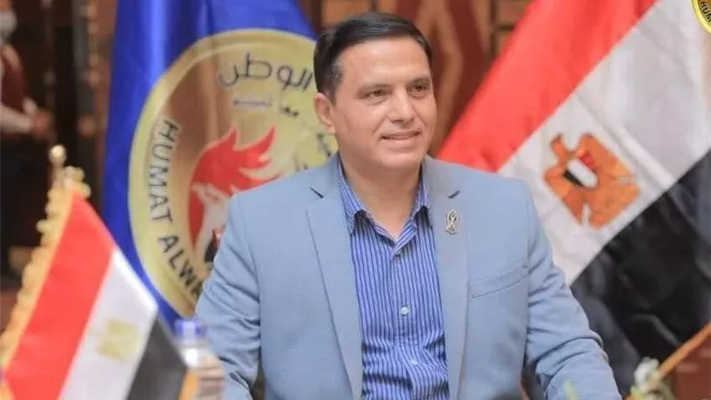 نصير : 