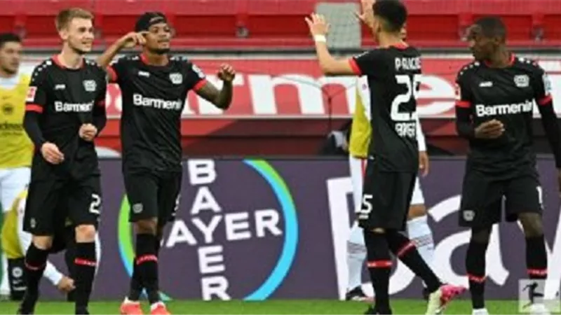 فرانكفورت يمطر شباك ليفركوزن بخمسة أهداف فى الدورى الألمانى