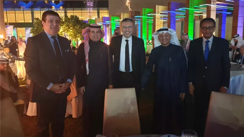 رئيس اتحاد الاذاعات الاسلامية يهنئ الدكتور محمد الحارثي علي انتخابه رئيسًا لاتحاد الإذاعات العربية