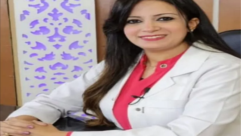 د. انجى ابراهيم: خدعوك فقالوا..البقع الداكنة اسفل الرقبة سببها التهاب فطرى