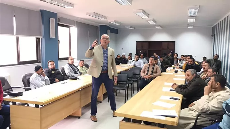 برنامج تدريبي للمحصلين بشركة مياه بني سويف