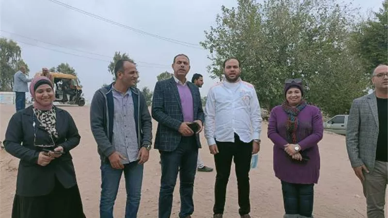 قافلة حياة كريمة الطبية تعالج 482 مواطناً بالنجع في الإسماعيلية..صور