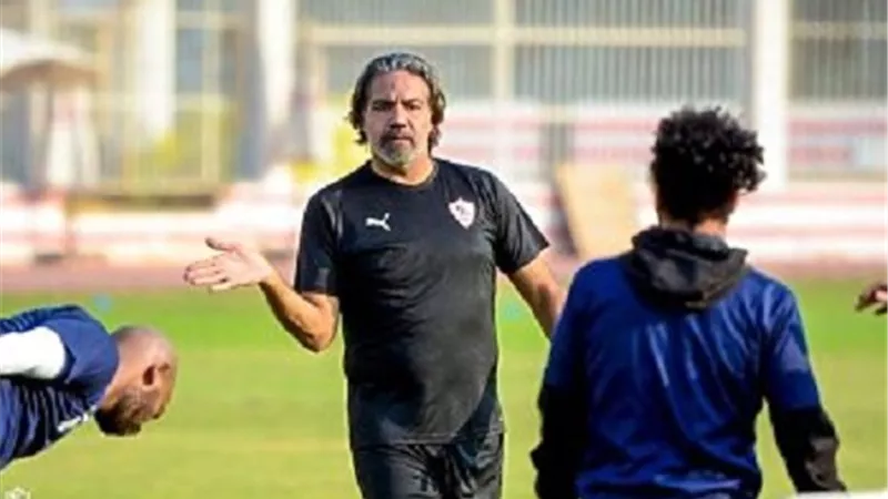 مدحت عبدالهادى يقترب من تدريب الزمالك .. تعرف على التفاصيل