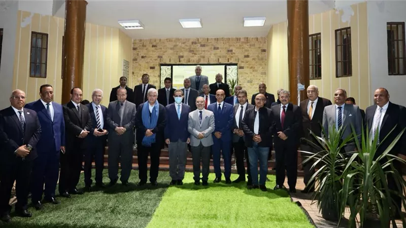 رئيس جامعة طنطا يستقبل محافظ الغربية و9 رؤساء جامعات ونائبى وزير التعليم العالى