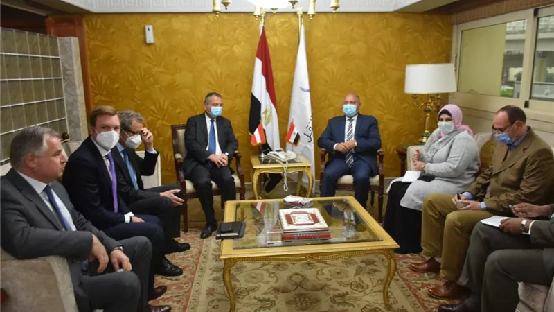 وزير النقل يبحث مع سفير النمسا التعاون المشترك فى مجال السكة الحديد