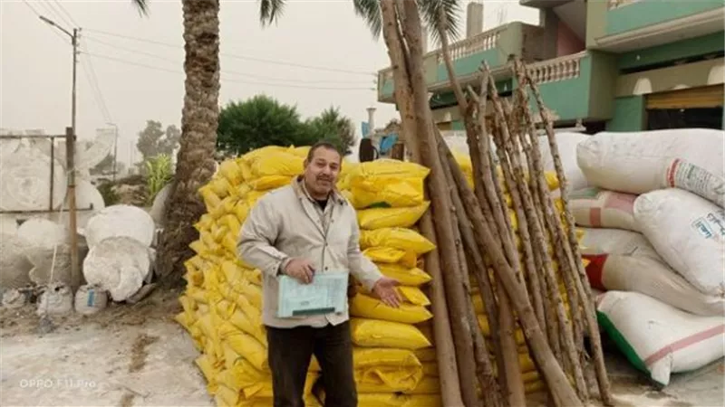ضبط 63 طن أسمدة وأعلاف في محلات غير مرخصة بالإسماعيلية..صور