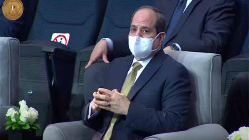 السيسي: الرقمنة هي المستقبل وأدعو الطلاب للانخراط في مجال الذكاء الاصطناعي