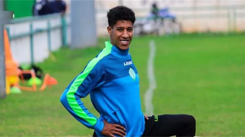 حميد أحداد ينتظم فى تدريبات الرجاء المغربى استعدادًا لمواجهة الأهلى