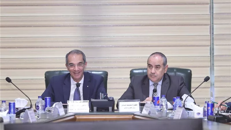 تعاون بين الطيران والاتصالات بمشروعات قائمة على الذكاء الاصطناعي