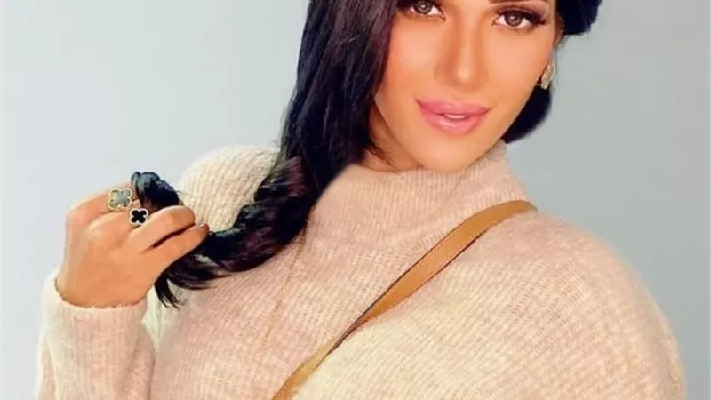 عاليا توجه رسالة للنجم تامر حسنى بعد تقديمه مواهب شابة بديو 