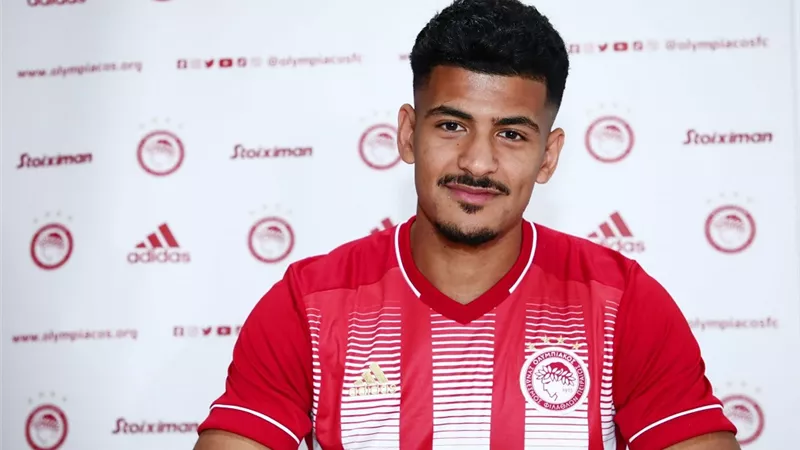نجم المنتخب التونسى: اللاعبون تعاهدوا على حصد اللقب.. ومواجهة مصر ديربى غير عادى