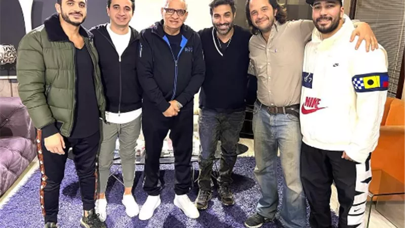 احمد فهمى يتعاقد مع السبكى من اجل 