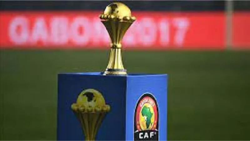 الكاف يختار 5 حكام مصريين لإدارة مباريات أمم أفريقيا فى الكاميرون .. تعرف عليهم