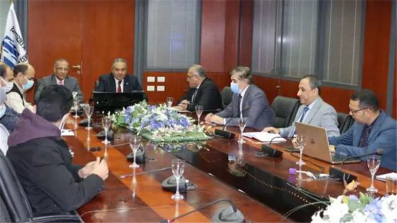رئيس مركز التميز العلمي والتكنولوجي بالإنتاج الحربي يؤكد أهمية التعاون مع وكالة الفضاء المصرية