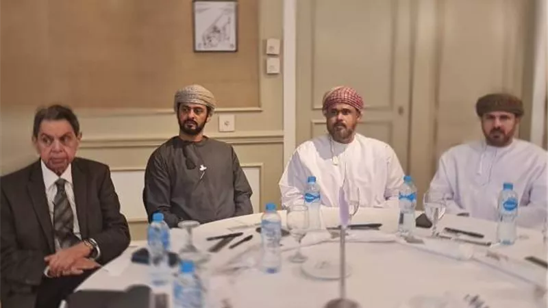 العربي : فرص واعدة للعلاقات الاقتصادية ومرحلة جديدة من التشارك الصناعي و التجاري