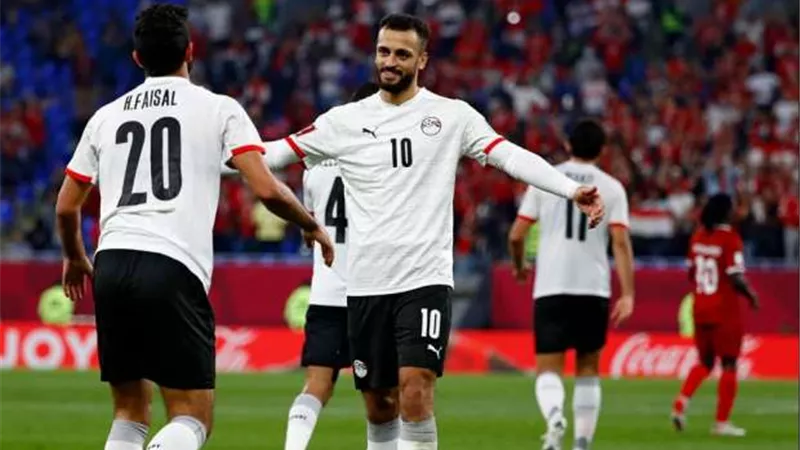 مروان حمدى يقود هجوم منتخب مصر أمام تونس بكأس العرب