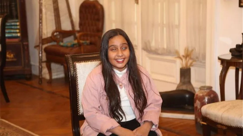 وزيرة الثقافة تعلن ضم الطفلة ملك محمد لفصل البيانو بمواهب الاوبرا وفرقة الشمس لذوي القدرات