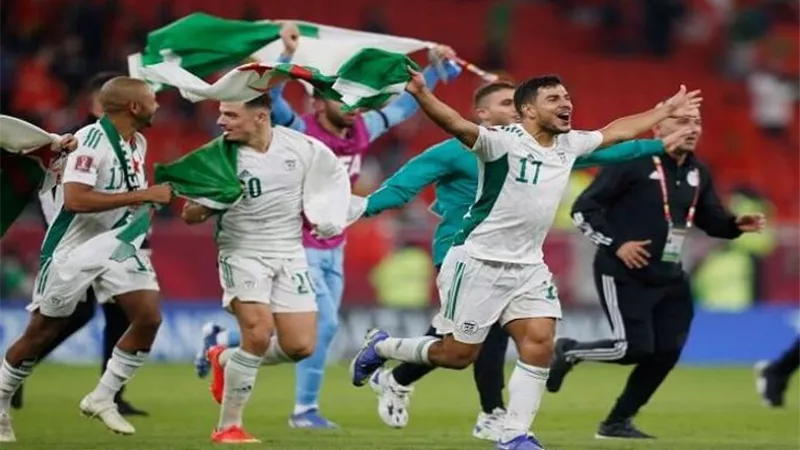 مباراة الجزائر وقطر فى نصف نهائى كأس العرب.. الموعد والتشكيل والقنوات الناقلة