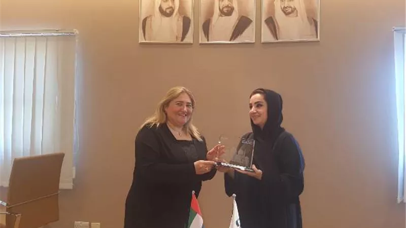 برامج ودورات تدريبية متخصصة فى الشحن الجوى ونقل البضائع فى المطارات الإقليمية والعالمية