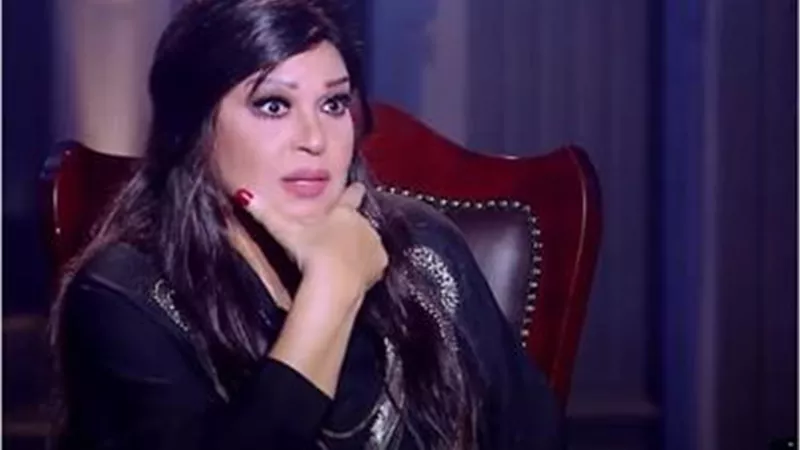 فيفى عبده : 