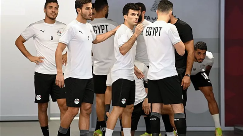 نهائى كأس العرب.. التعادل السلبى يسيطر على مباراة مصر وقطر بعد ربع ساعة