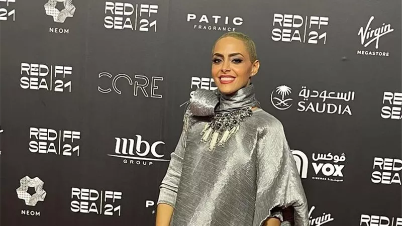 فنانة سعودية تثير الجدل بتقليد شيرين عبد الوهاب