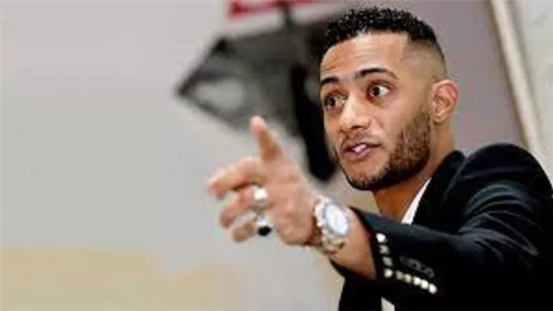 رقص مع مضيفات مشاهد مثيرة مع فنانة هندية وشيشة خلال تصريح تليفزيونى .. ازمات محمد رمضان فى 2021