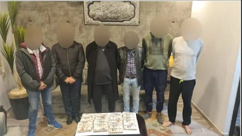 يتاجرون فى العملة.. ضبط تشكيل عصابى انتحلوا صفة رجال شرطة وسرقوا شخصاً