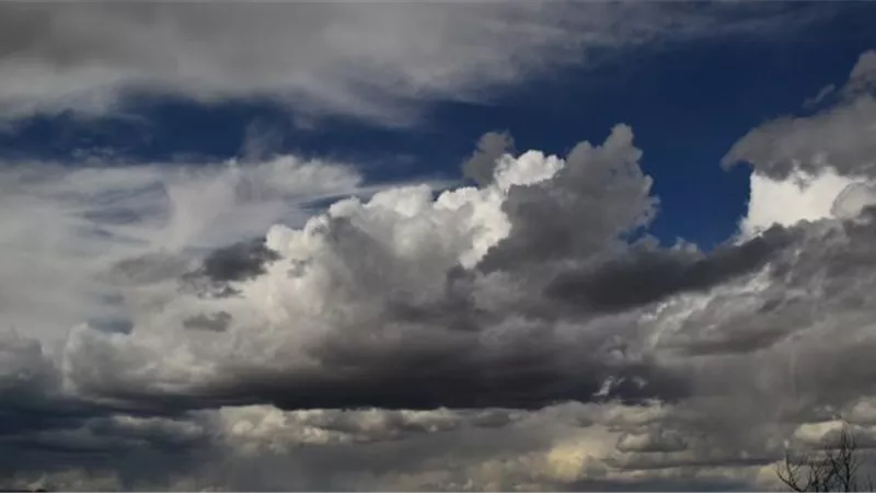 ماذا نقول عند رؤية السحاب والغيوم؟