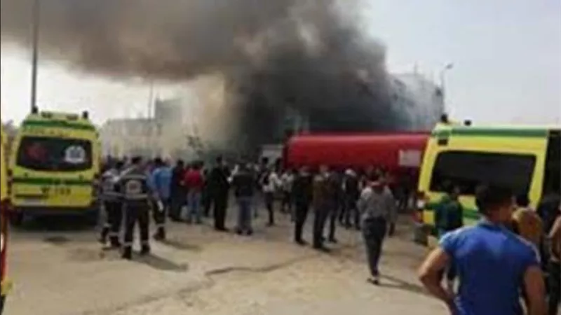 إصابة شخص فى حريق بمحل دواجن بقنا