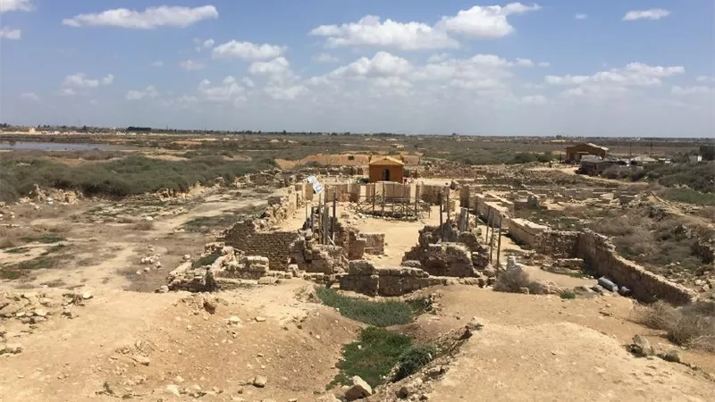 وزير الرى يتابع نتائج مشروع خفض مناسيب المياه الجوفية بمنطقة أبو مينا الأثرية