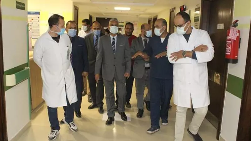 مستشفيات قنا الجامعية تنافس المراكز العالمية فى عمليات القسطرة المخية