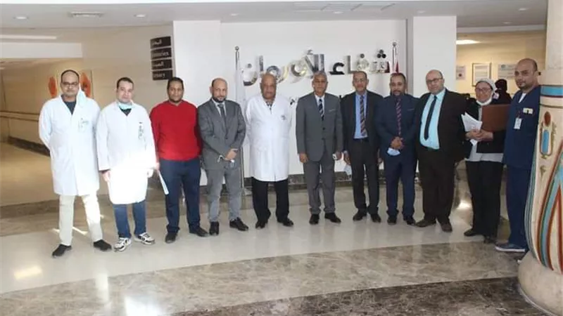 رئيس جامعة جنوب الوادى يزور مستشفى شفاء الأورمان بالأقصر