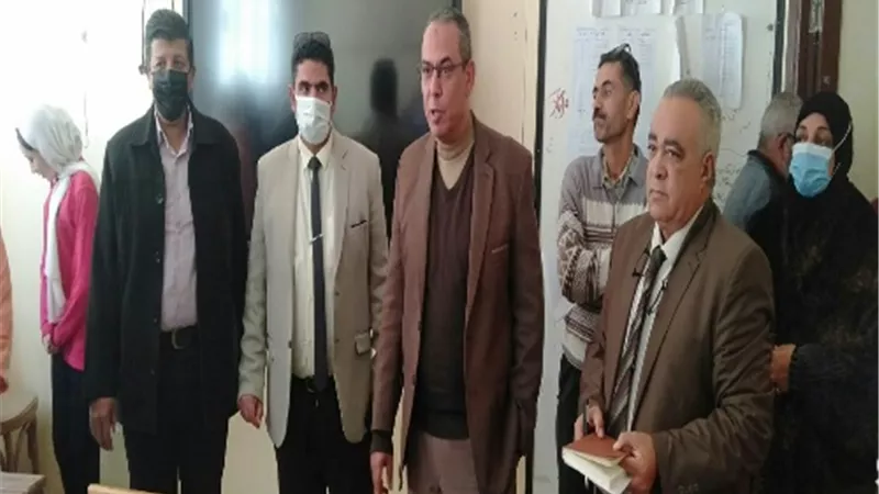 وكيل التعليم بالقليوبية يتفقد عدداً من المدارس بكفر شكر.. صور